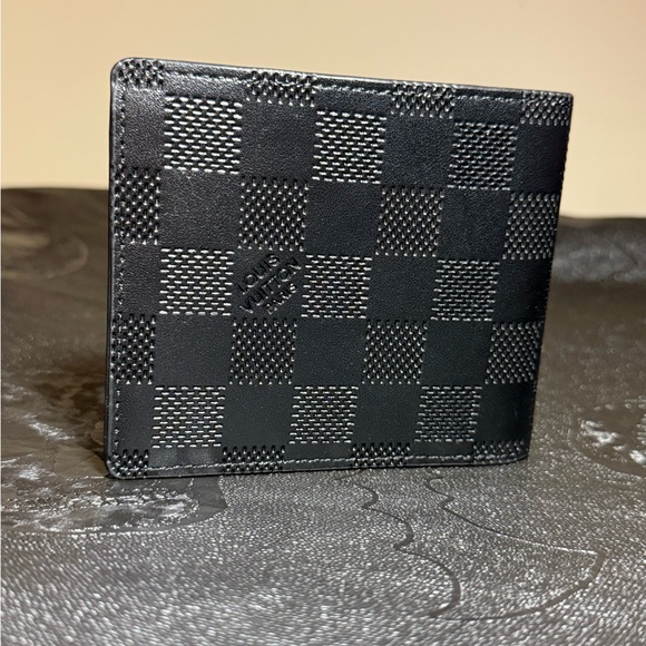Used Louis Vuitton wallet - Picture 4 of 4